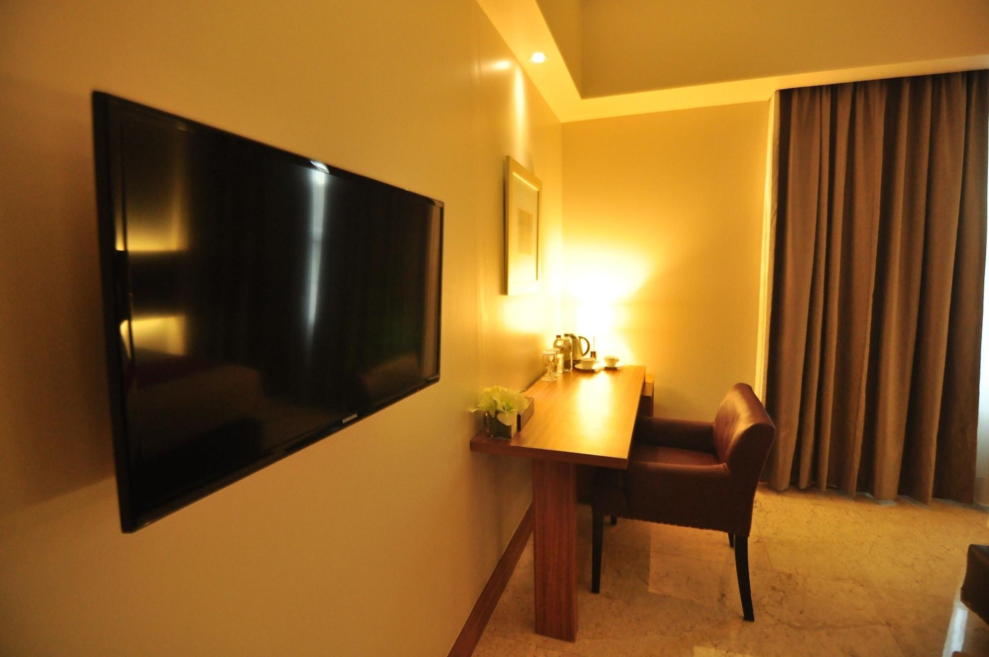 Demelia Hotel Макасар Екстериор снимка
