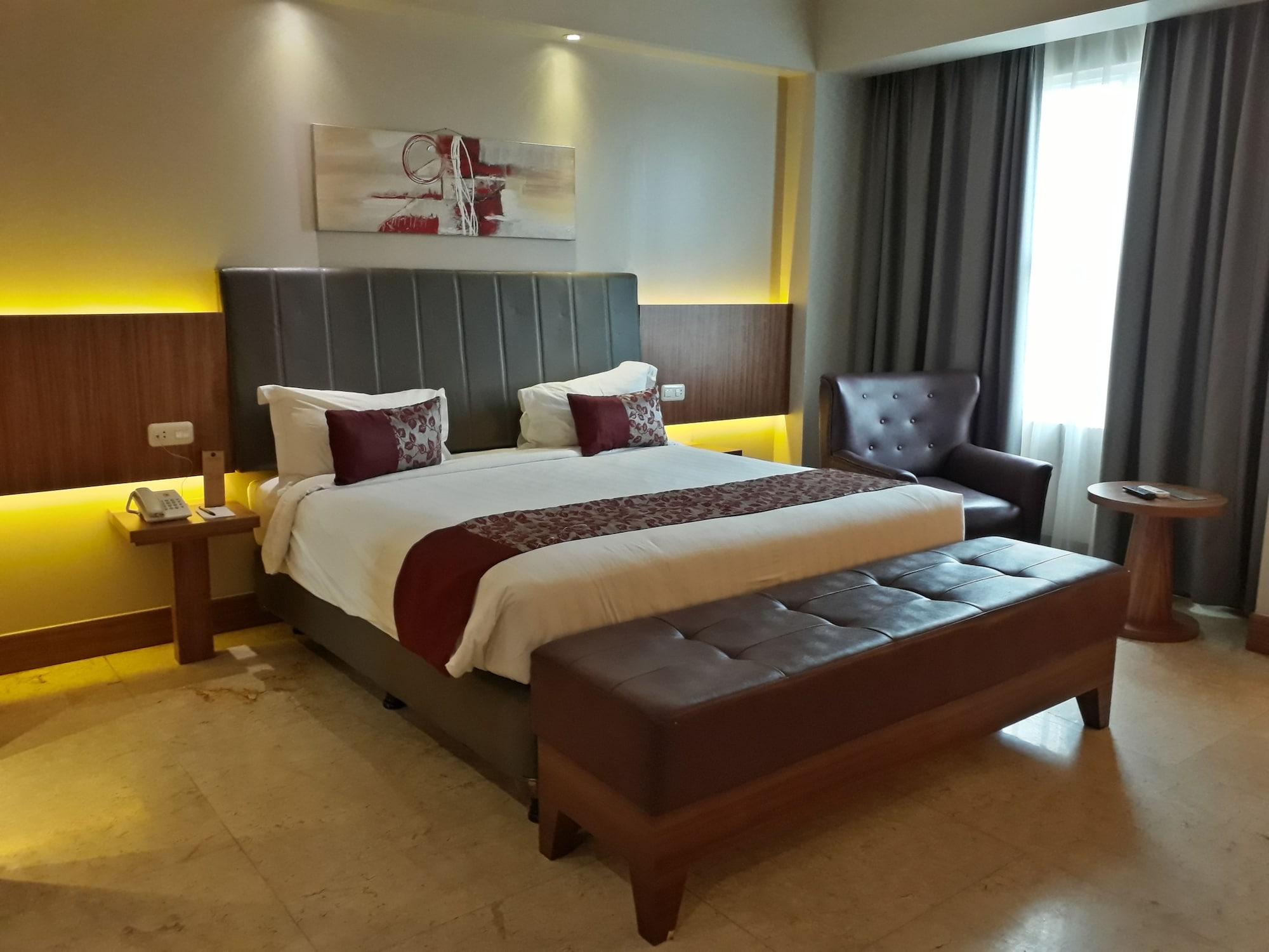 Demelia Hotel Макасар Екстериор снимка