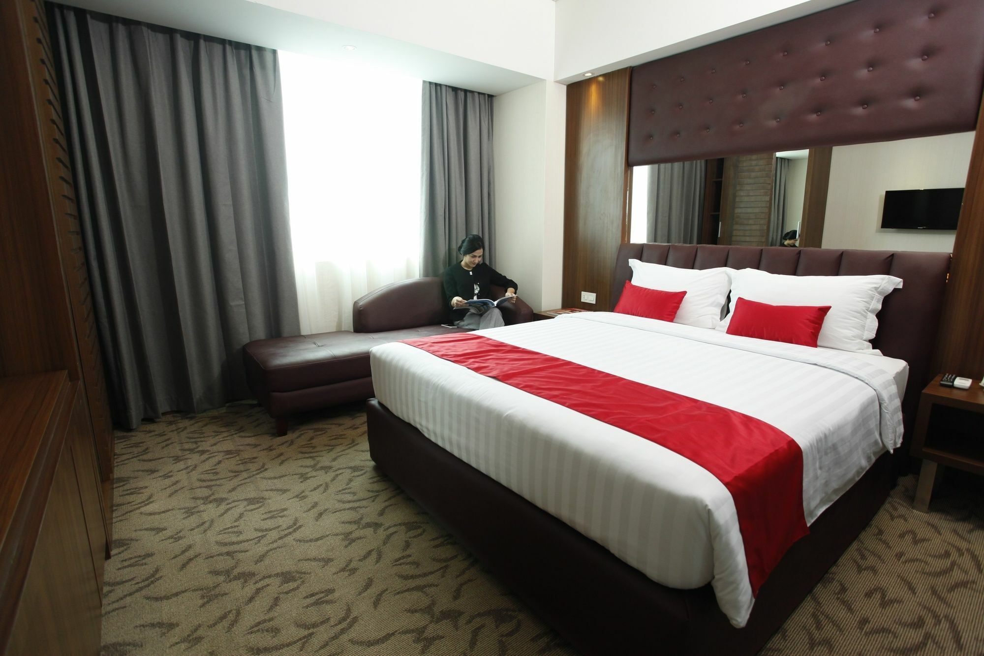 Demelia Hotel Макасар Екстериор снимка